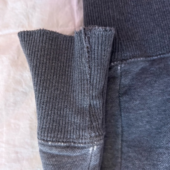 Nike Sweatshirt - Picture 3 of 5